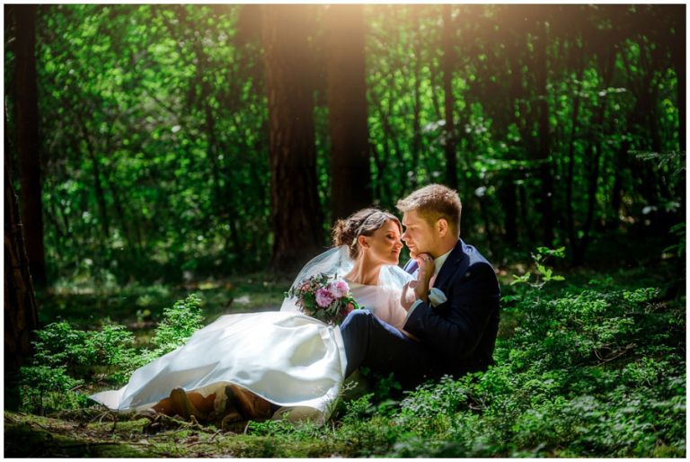 Andrea & Stefan | Standesamtliche Hochzeit im weissen Schloss in